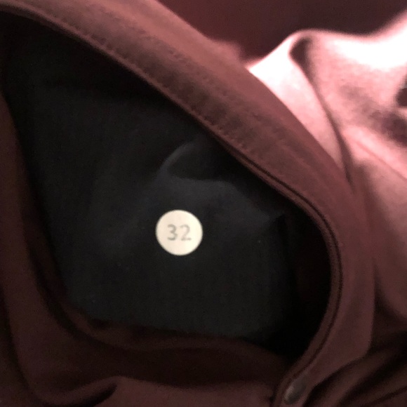 Lululemon Men’s ABC Classic Pant,Size-32” x 33”,Color-Black Plum - Picture 13 of 14